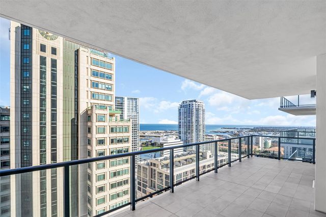 275 1ST AVENUE S 2304, St Petersburg, FL 33701