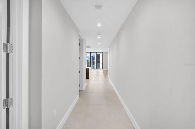 275 1ST AVENUE S 2304, St Petersburg, FL 33701