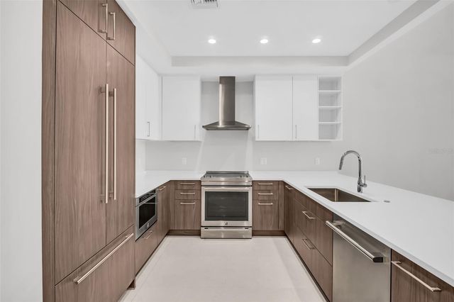 275 1ST AVENUE S 2304, St Petersburg, FL 33701