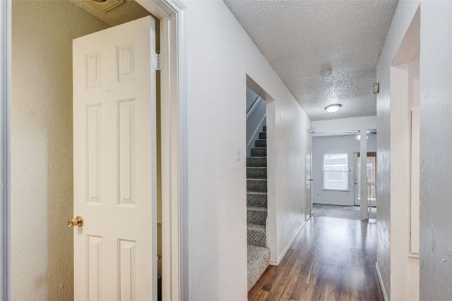 3635 Garden Brook Drive 21300, Farmers Branch, TX 75234