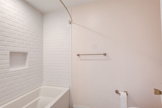 3635 Garden Brook Drive 21300, Farmers Branch, TX 75234