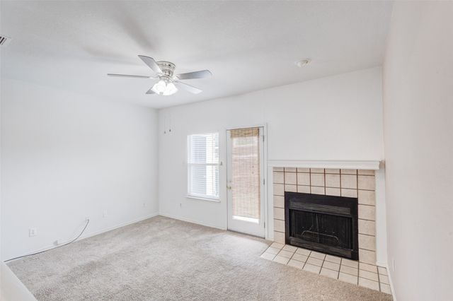 3635 Garden Brook Drive 21300, Farmers Branch, TX 75234