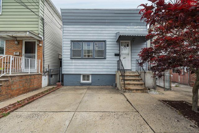 388 CATOR AVE, Jc, Greenville, NJ 07305