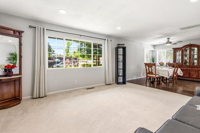 4145 Pasadena Ave, Sacramento, CA 95821