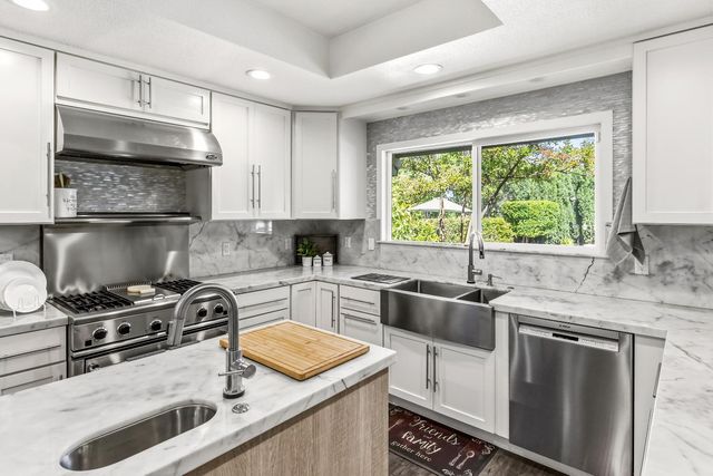 4145 Pasadena Ave, Sacramento, CA 95821