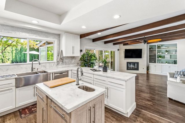 4145 Pasadena Ave, Sacramento, CA 95821