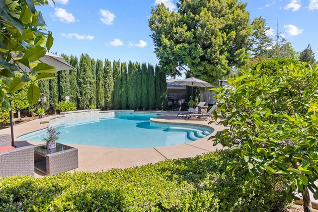 4145 Pasadena Ave, Sacramento, CA 95821