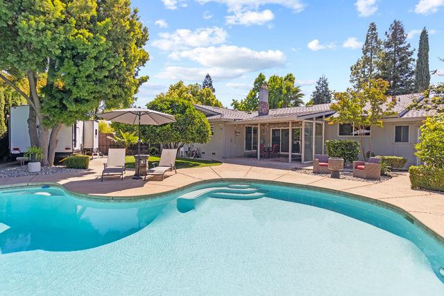 4145 Pasadena Ave, Sacramento, CA 95821