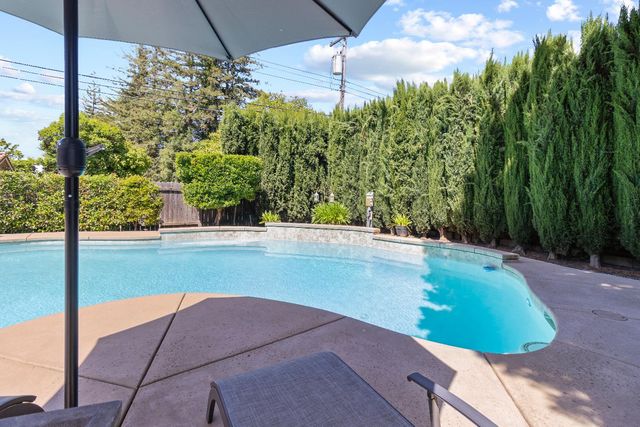 4145 Pasadena Ave, Sacramento, CA 95821