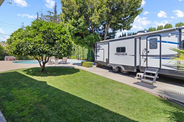 4145 Pasadena Ave, Sacramento, CA 95821