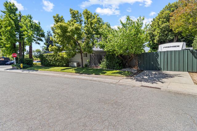 4145 Pasadena Ave, Sacramento, CA 95821