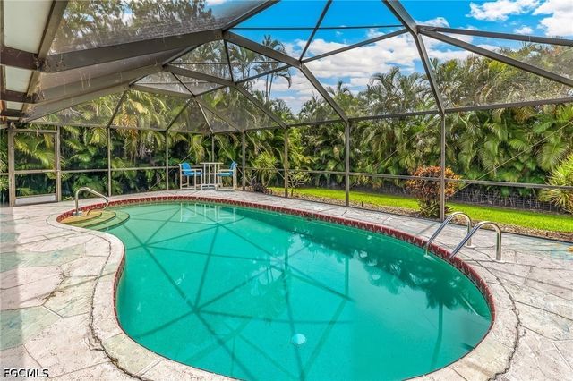 10099 Tropical DR, Bonita Springs, FL 34135