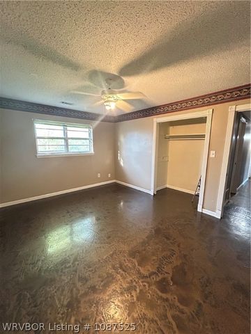 109 Woodbine Avenue, Poteau, OK 74953