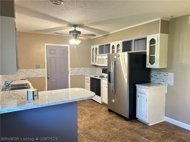 109 Woodbine Avenue, Poteau, OK 74953