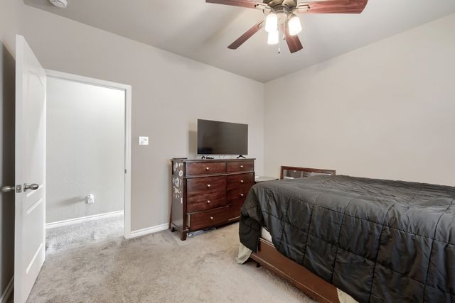 5808 Windy Meadow Lane, Grand Prairie, TX 75052
