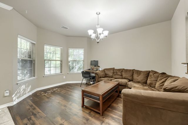 5808 Windy Meadow Lane, Grand Prairie, TX 75052