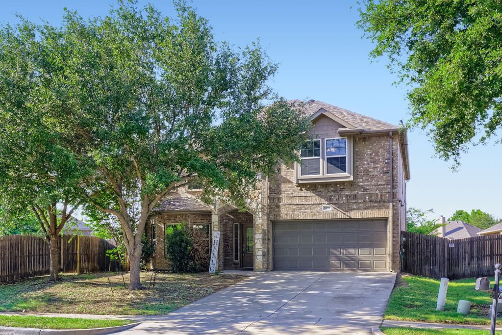 5808 Windy Meadow Lane, Grand Prairie, TX 75052