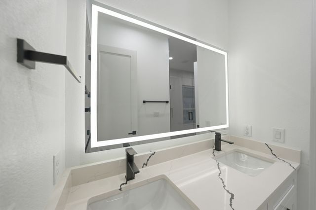 306 E 7th Street, Dallas, TX 75203