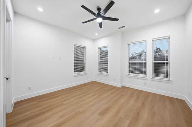 306 E 7th Street, Dallas, TX 75203