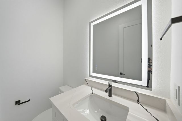 306 E 7th Street, Dallas, TX 75203