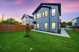 306 E 7th Street, Dallas, TX 75203