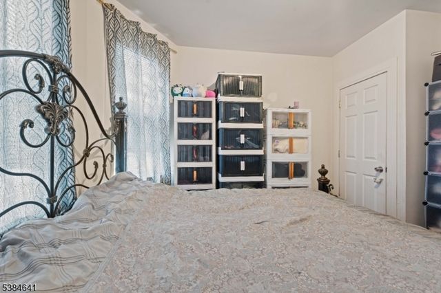 258 Ackerman Ave, Clifton City, NJ 07011