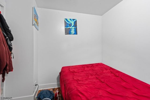 258 Ackerman Ave, Clifton City, NJ 07011