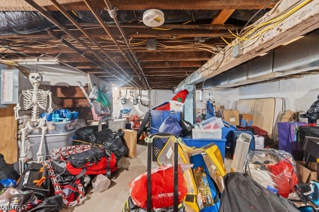 258 Ackerman Ave, Clifton City, NJ 07011