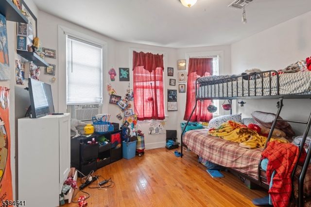 258 Ackerman Ave, Clifton City, NJ 07011