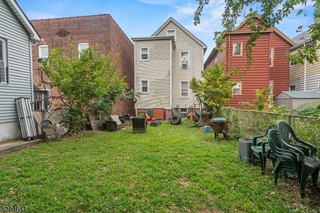 258 Ackerman Ave, Clifton City, NJ 07011