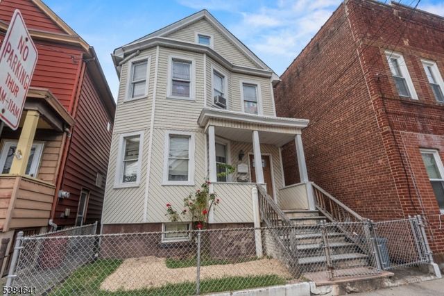 258 Ackerman Ave, Clifton City, NJ 07011