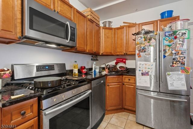 258 Ackerman Ave, Clifton City, NJ 07011