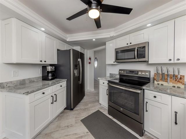 1232 PINE NEEDLE ROAD, Venice, FL 34285