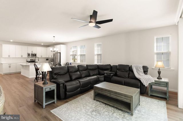 5009 GRAY FOX DR, Bealeton, VA 22712