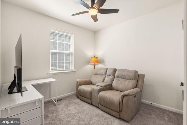 5009 GRAY FOX DR, Bealeton, VA 22712