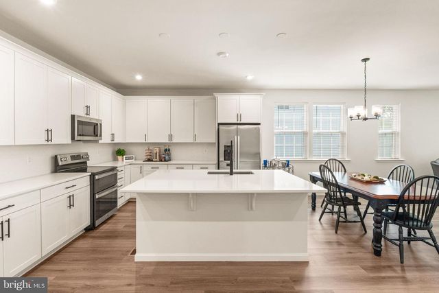 5009 GRAY FOX DR, Bealeton, VA 22712