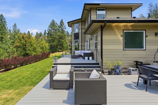 4007 W Shawnee Ln, Spokane, WA 99208