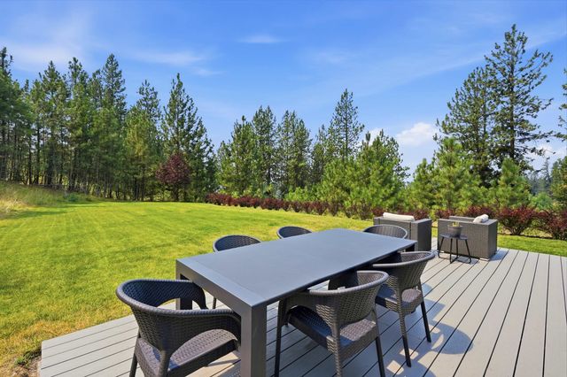 4007 W Shawnee Ln, Spokane, WA 99208