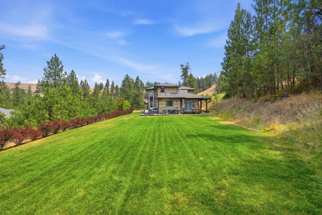 4007 W Shawnee Ln, Spokane, WA 99208