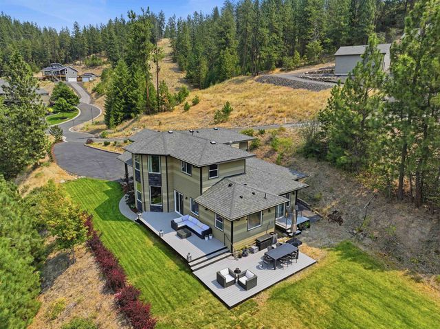 4007 W Shawnee Ln, Spokane, WA 99208