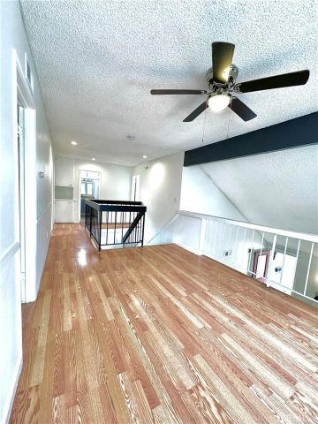 1321 E Lingard Street, Lancaster, CA 93535
