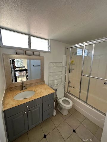 1321 E Lingard Street, Lancaster, CA 93535