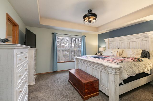 184 N Apricot Court, Nixa, MO 65714