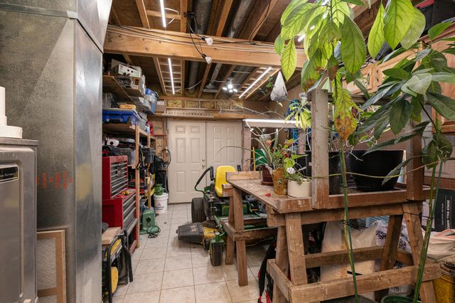 184 N Apricot Court, Nixa, MO 65714