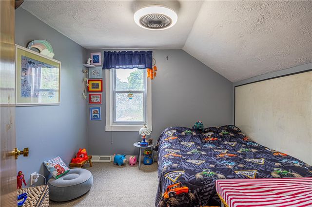 43 Duane Street, Warwick, RI 02818