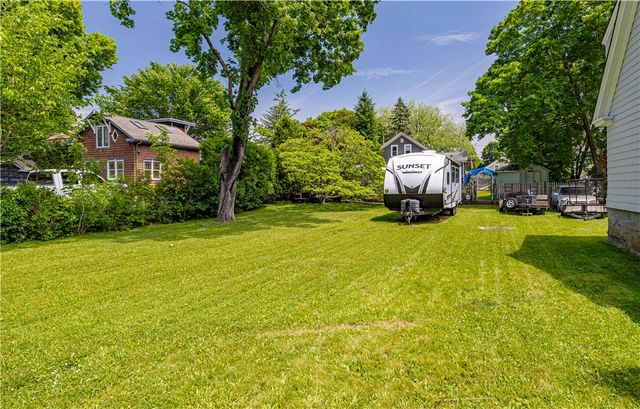 43 Duane Street, Warwick, RI 02818