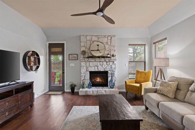 7613 Lindsey Drive, Rowlett, TX 75088