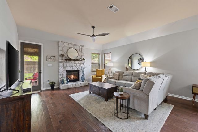 7613 Lindsey Drive, Rowlett, TX 75088