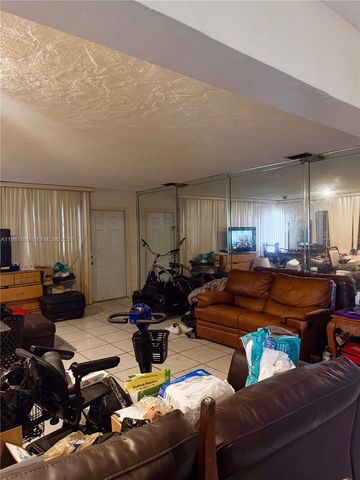 2515 SW 44th Ave, West Park, FL 33023