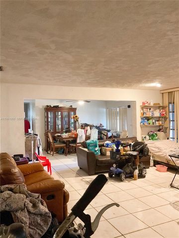 2515 SW 44th Ave, West Park, FL 33023